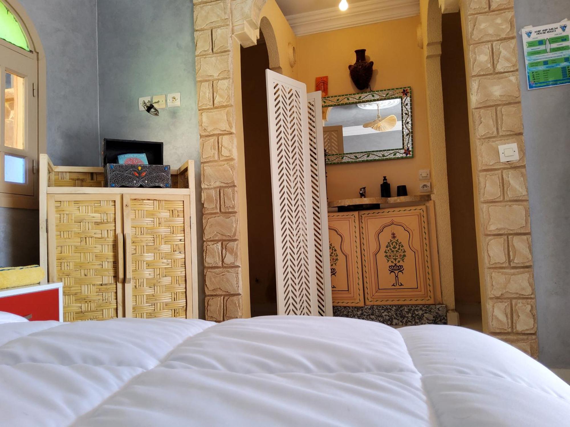 Surf & Salsa Guest House Agadir Exterior photo